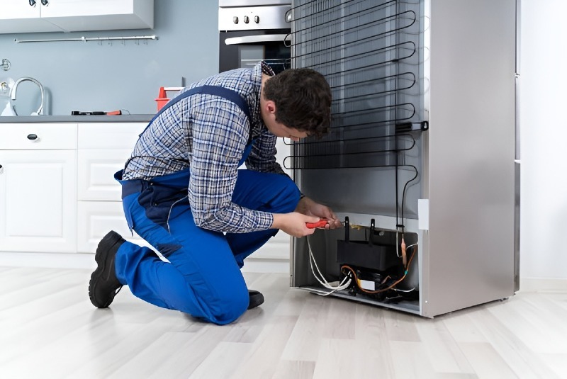 Refrigerator repair in Surfside